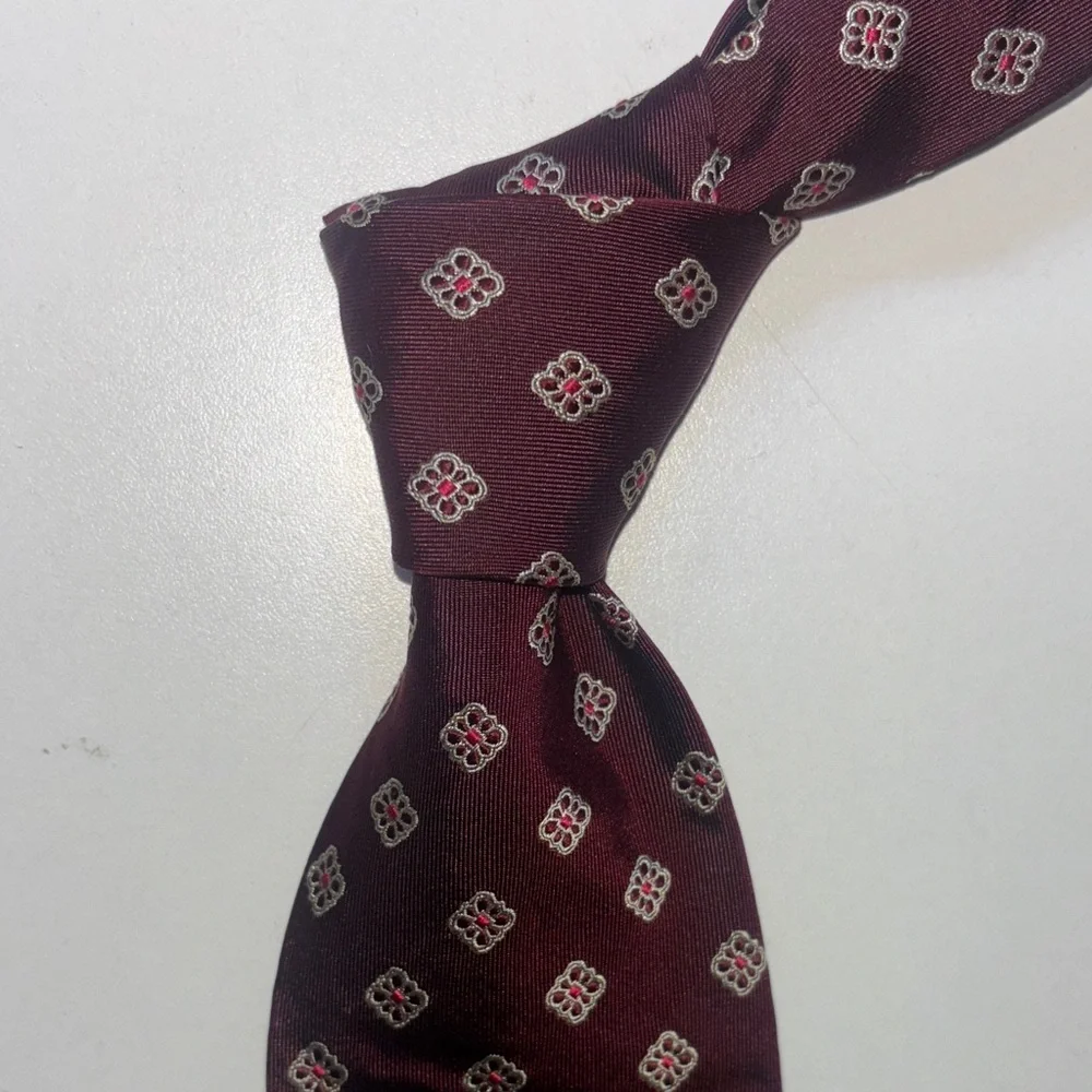 Banana Republic Burgundy Geometric Tie